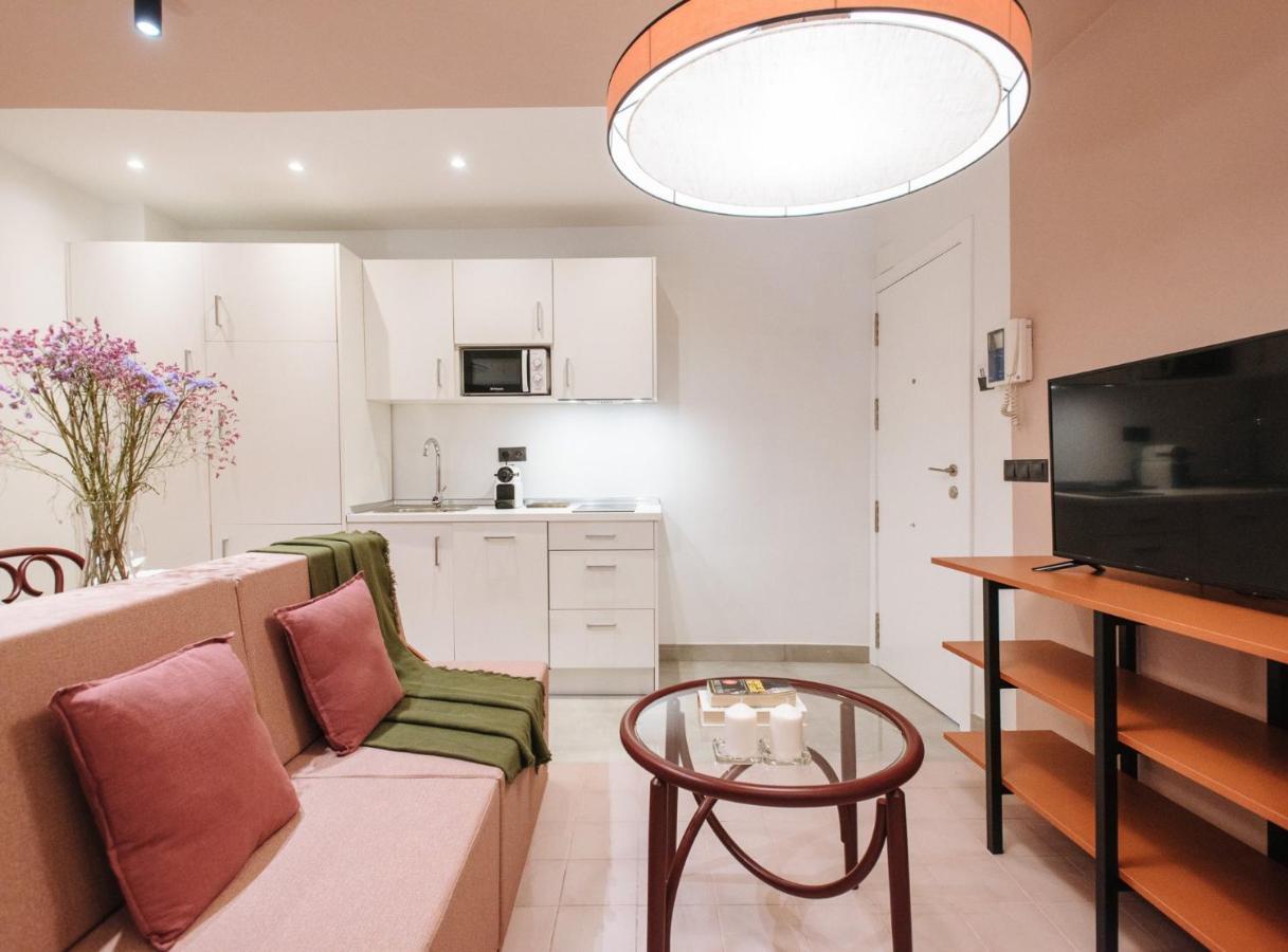 Suites Triana Sevilla Apartments Екстериор снимка