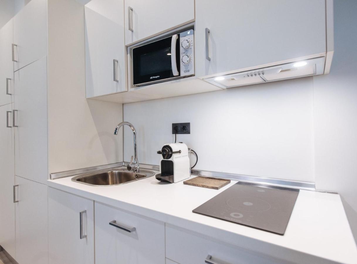 Suites Triana Sevilla Apartments Екстериор снимка