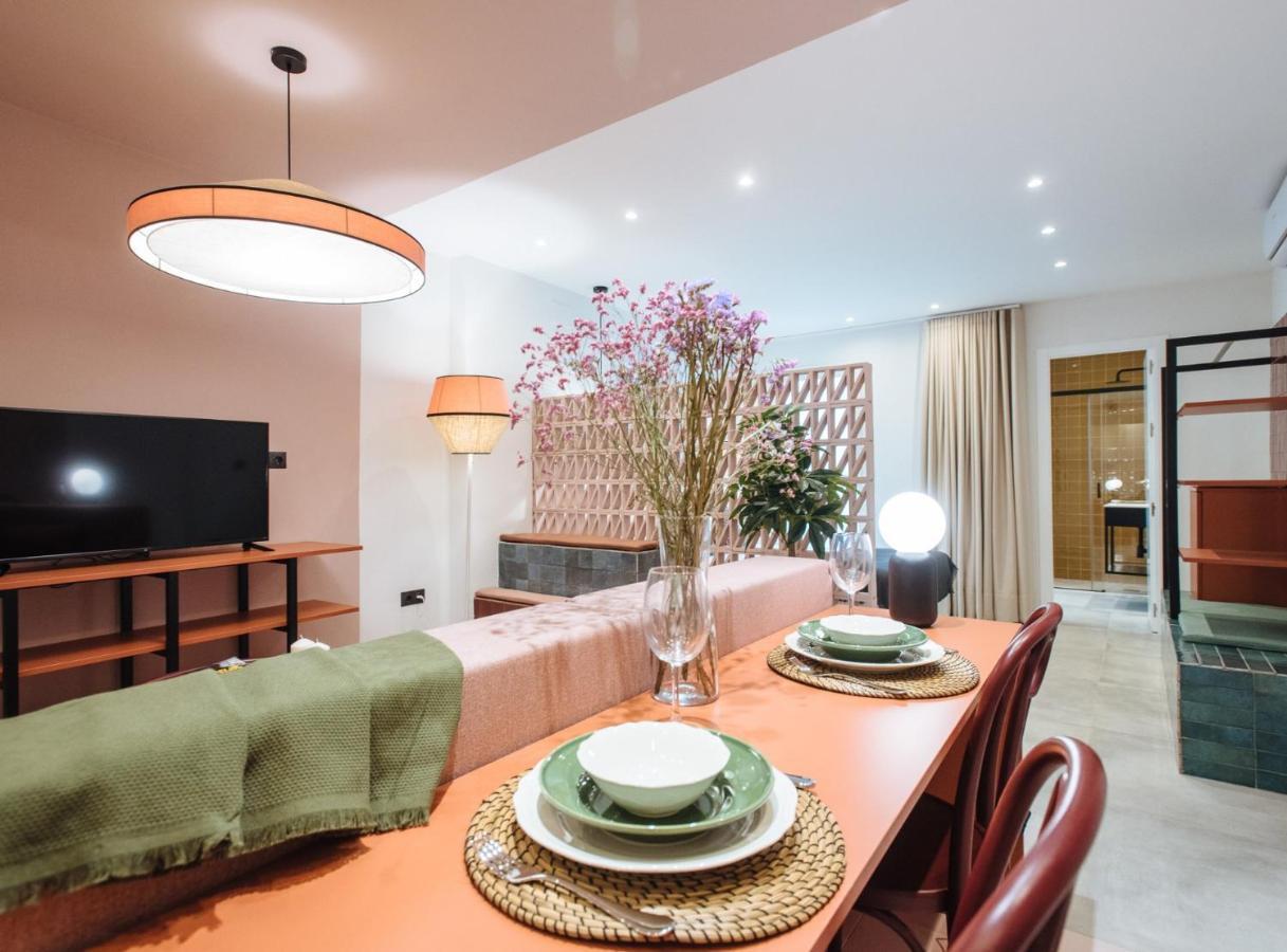 Suites Triana Sevilla Apartments Екстериор снимка