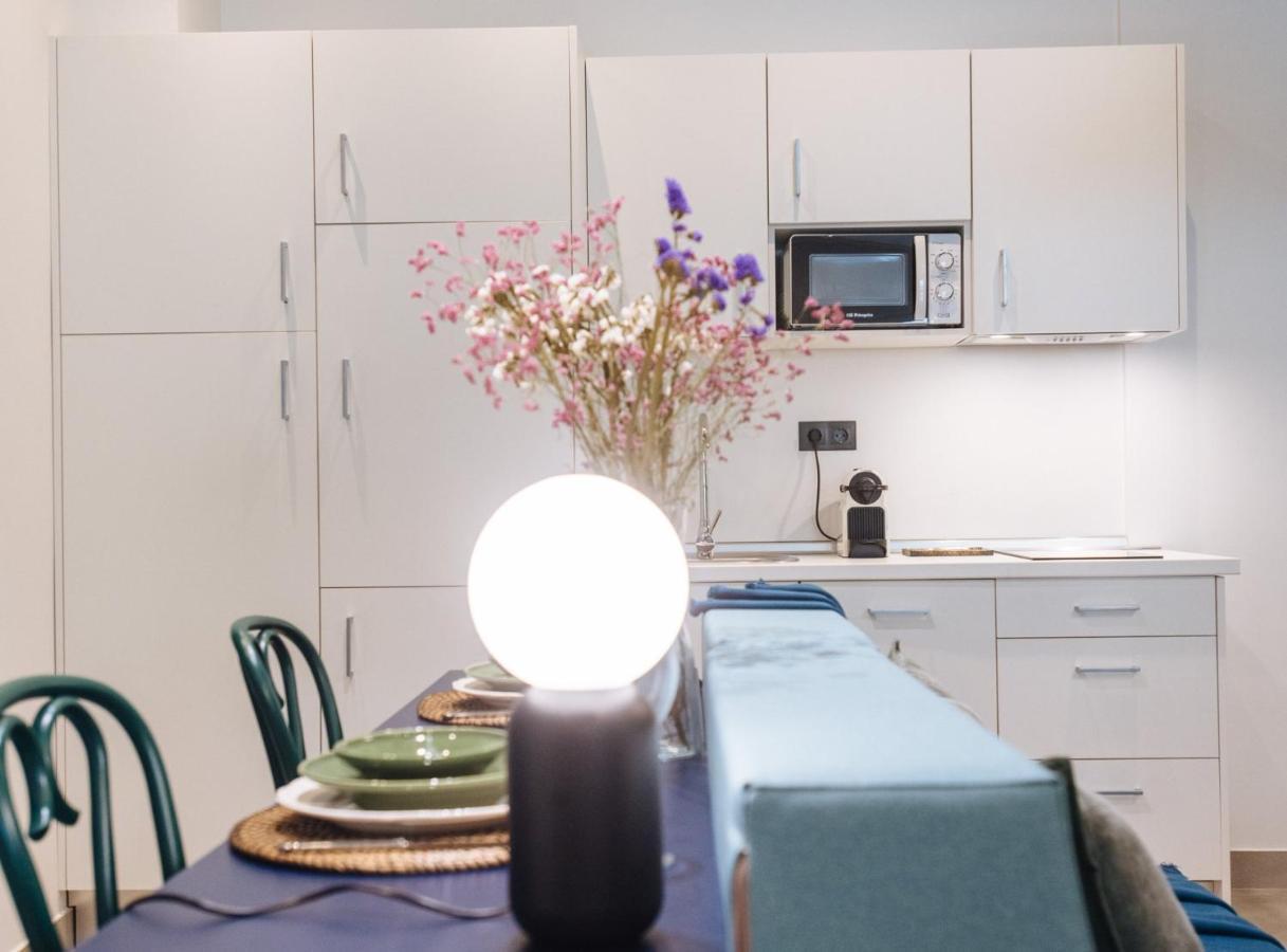 Suites Triana Sevilla Apartments Екстериор снимка