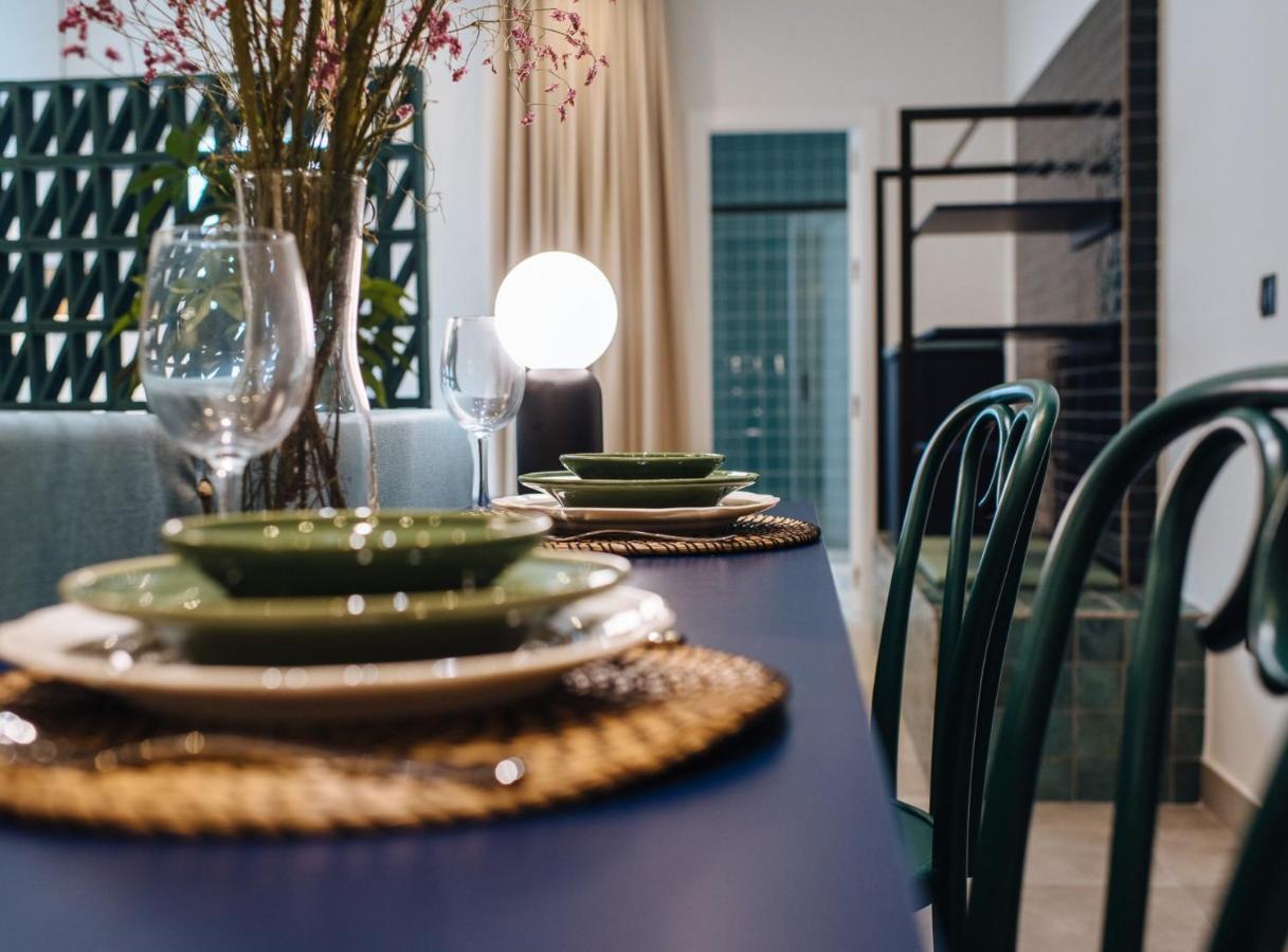 Suites Triana Sevilla Apartments Екстериор снимка